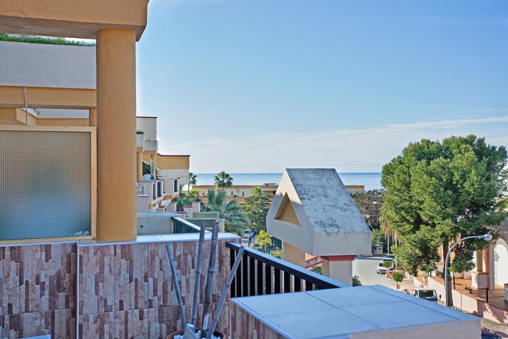 Romana Playa Studio Marbella Exterior photo